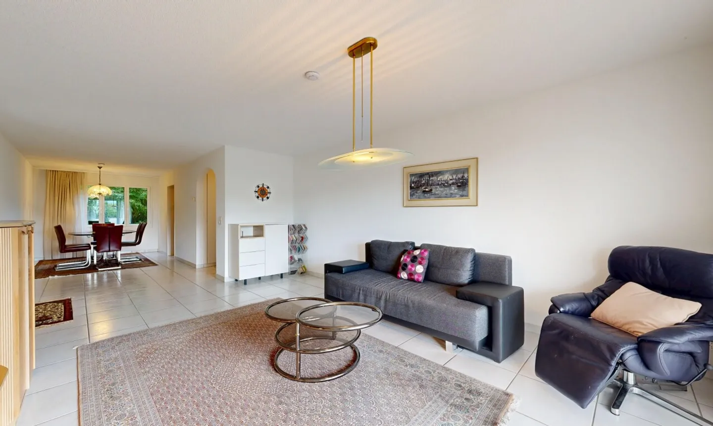 Appartement lumineux de 4,5 pièces avec belle vue à Oberengstringen - Photo 1 sur 11