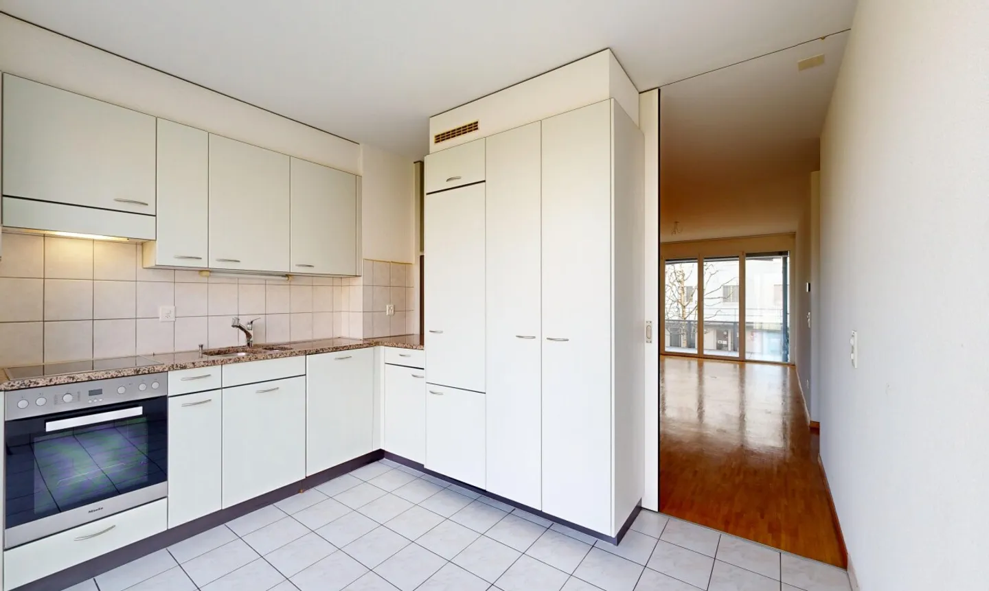 Un appartamento luminoso di 4.5 locali da personalizzare nel cuore di Friburgo - Foto 7 di 11