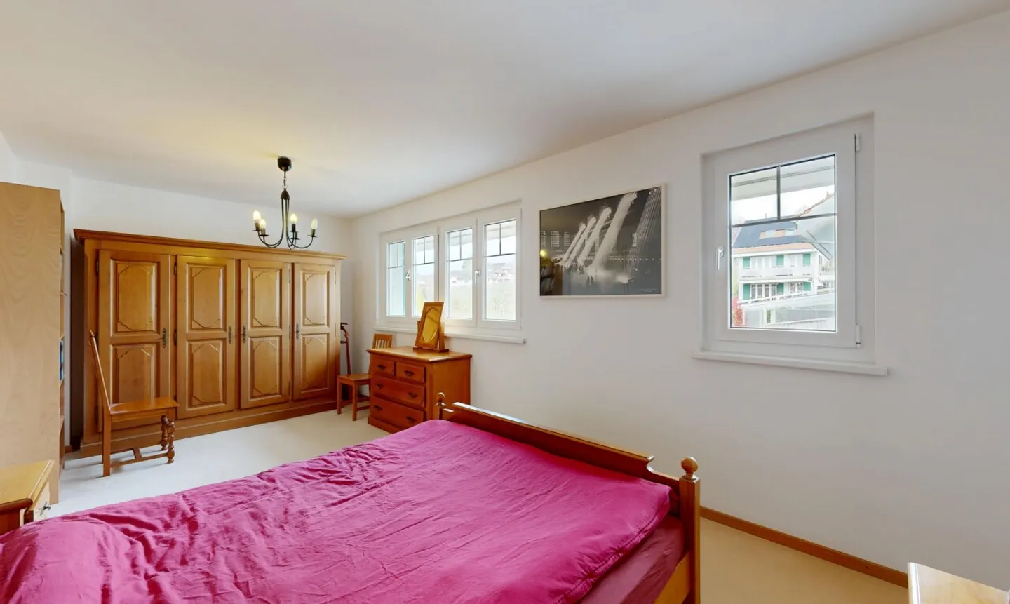 Incantevole Casa Familiare in Zona Tranquilla - Foto 10 di 11