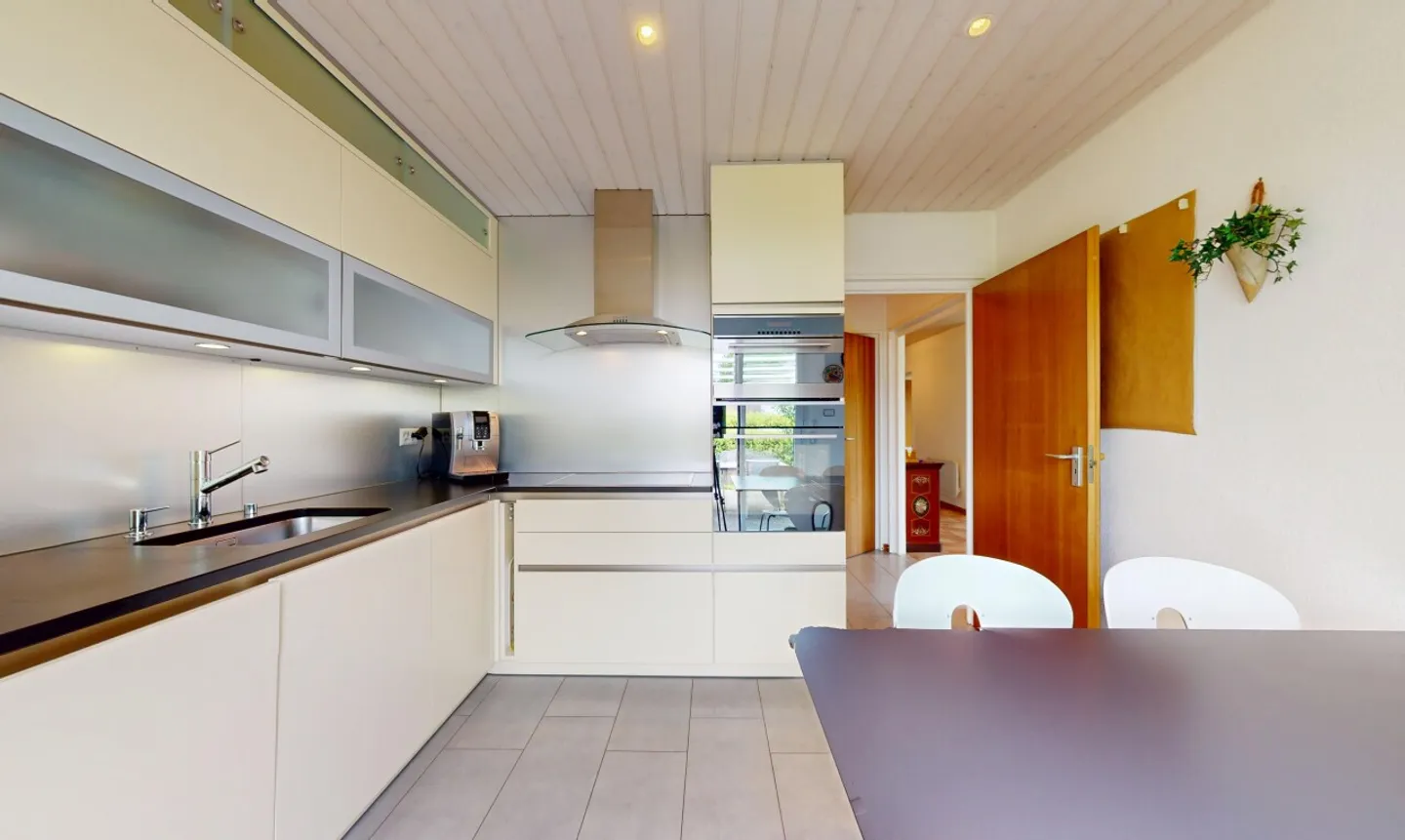 Renovated family house with independent studio - Photo 1 of 13