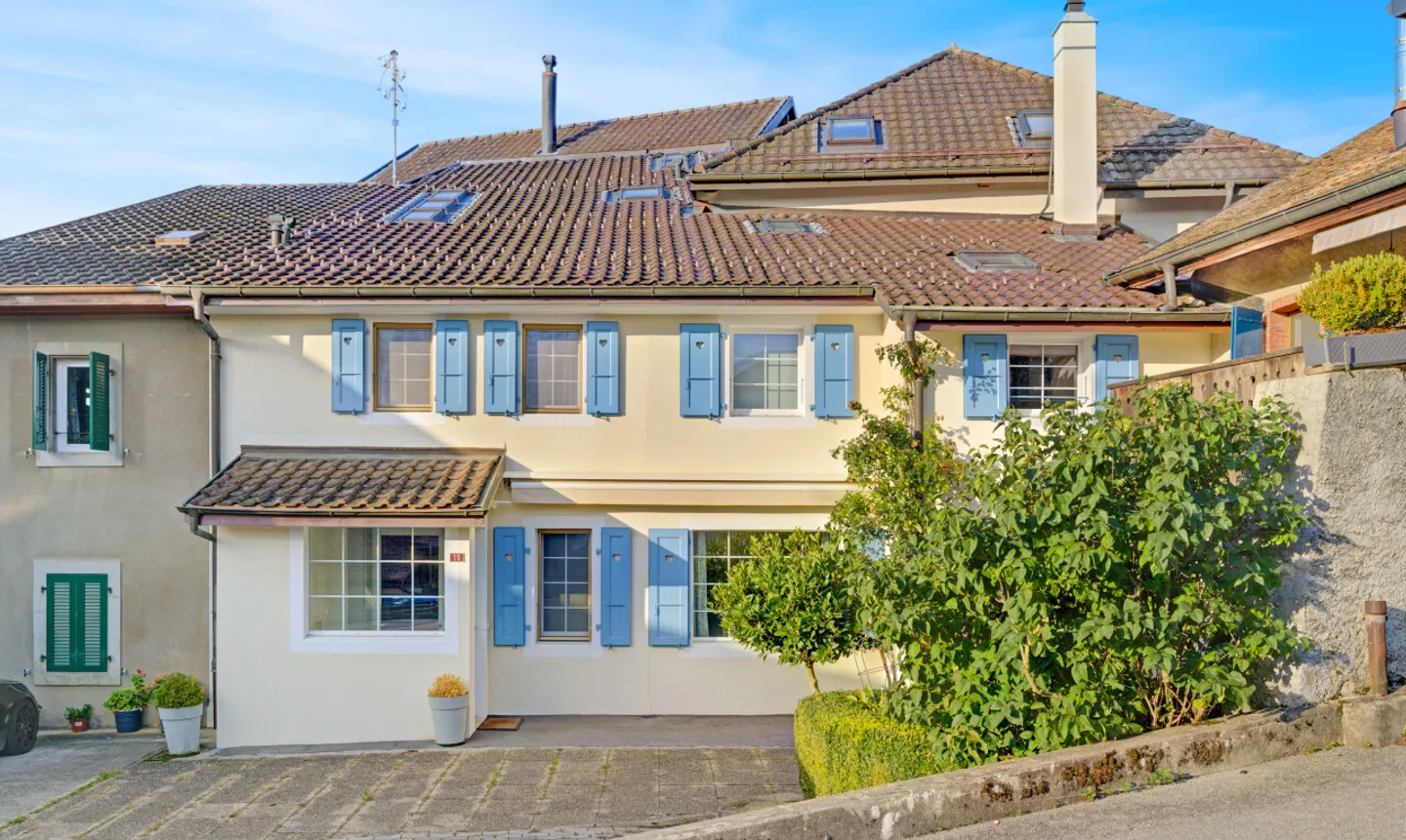 Magnificent fully renovated house with independent garden - Photo 3 of 13