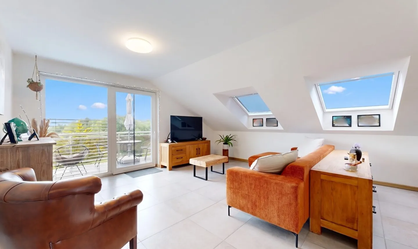 Attique contemporain avec balcon - Photo 3 sur 11