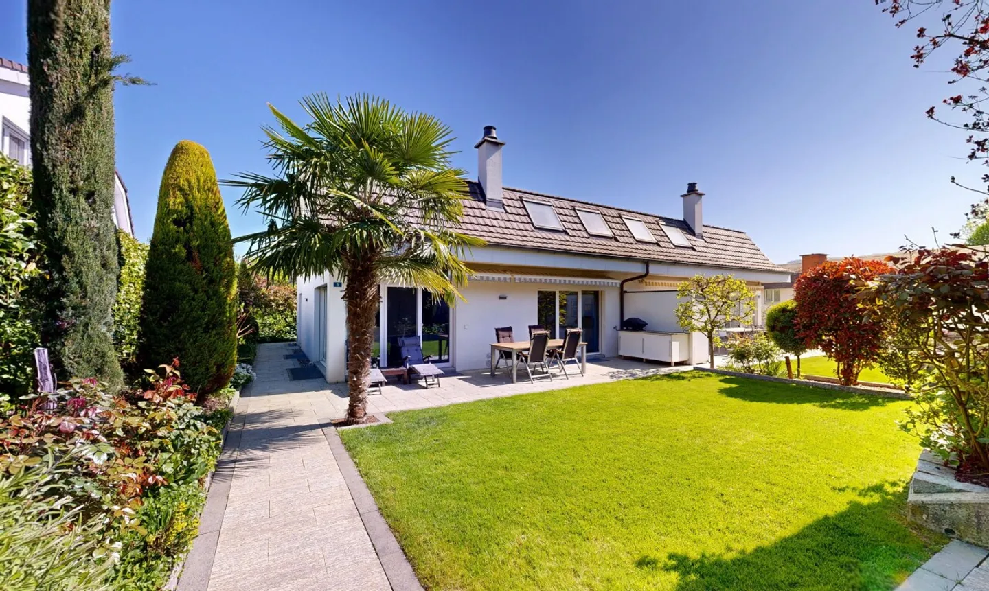 Vivre avec une vue panoramique, tranquillité et idylle de jardin - Photo 1 sur 11