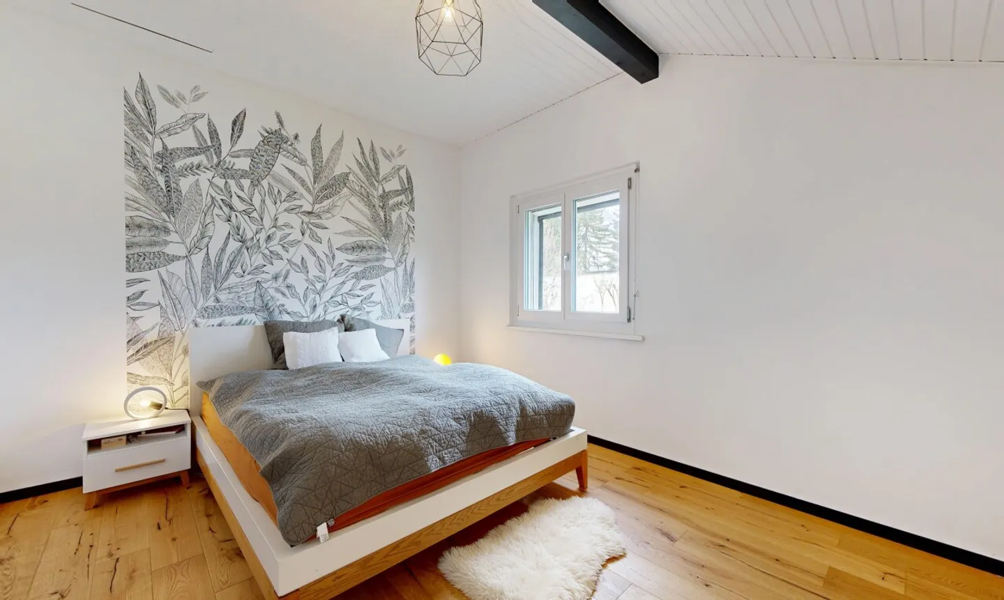 Charmantes freistehendes Haus mit Panorama - Foto 8 von 11