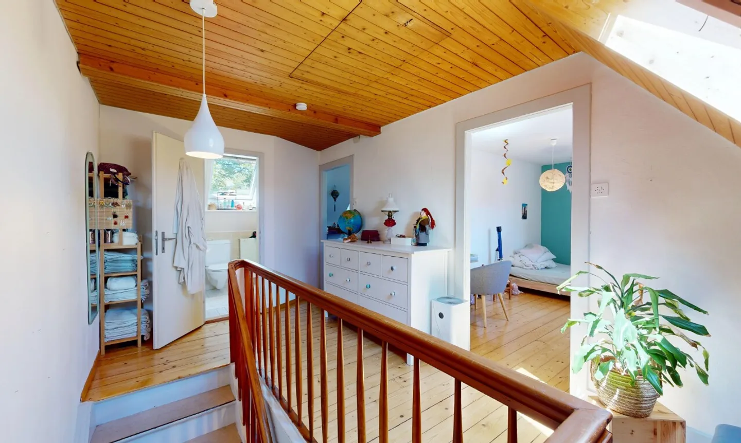 Maison de ville de 4,5 pièces avec jardin dans un quartier résidentiel recherché - Photo 5 sur 11