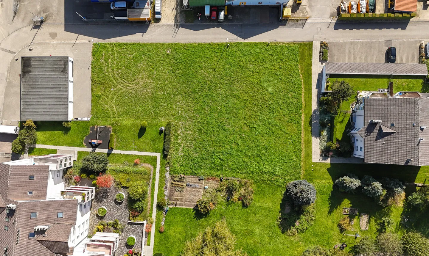 Terreno ideale per edificio in affitto - permesso di costruzione in vigore - Foto 3 di 11