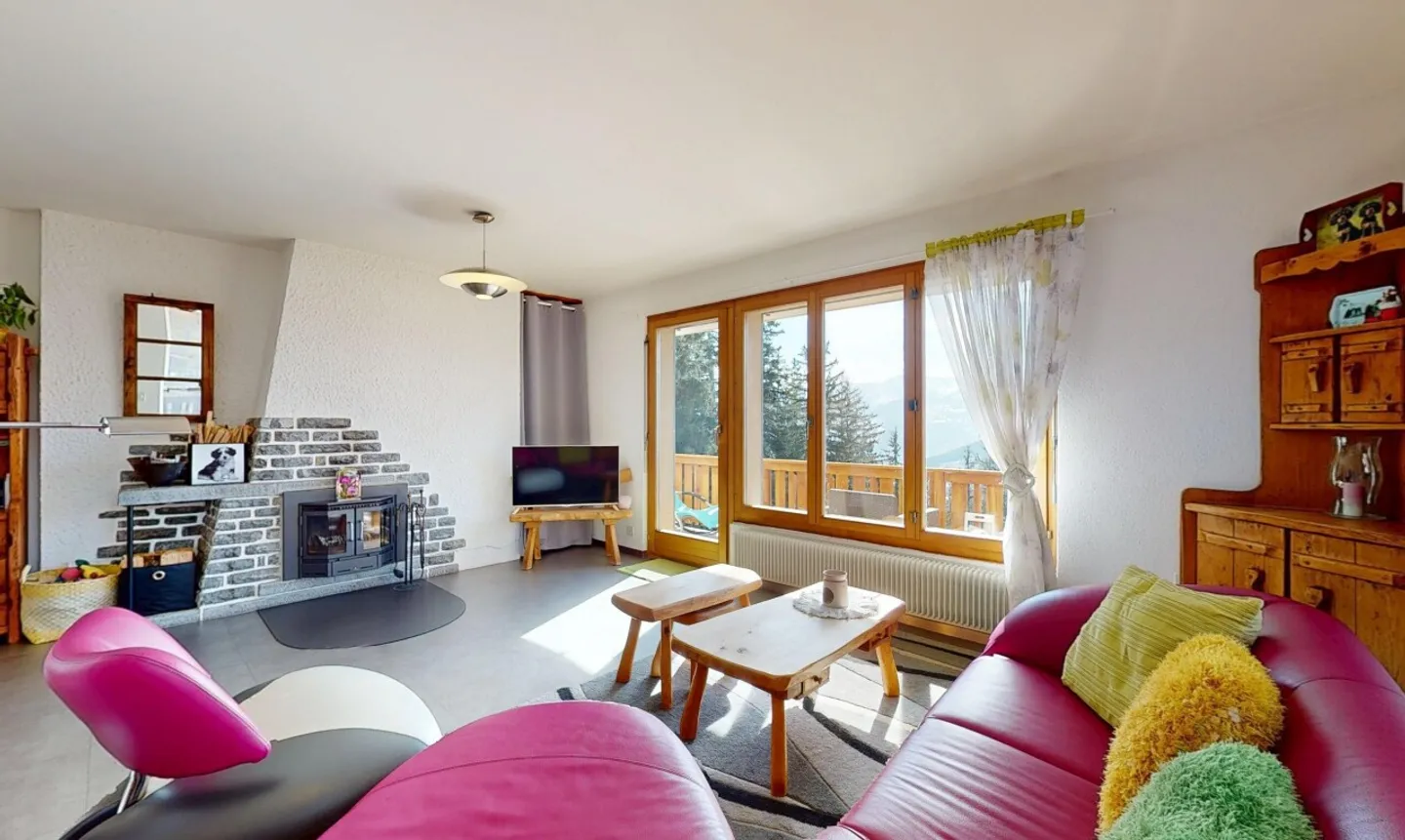 Superbo appartamento 4.5 stanze situato in un chalet con due appartamenti - Foto 8 di 13