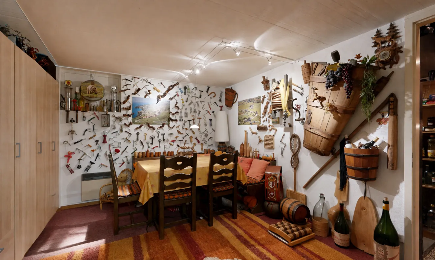 Charming house with large landscaped garden and view of the Jura! - Photo 9 of 11