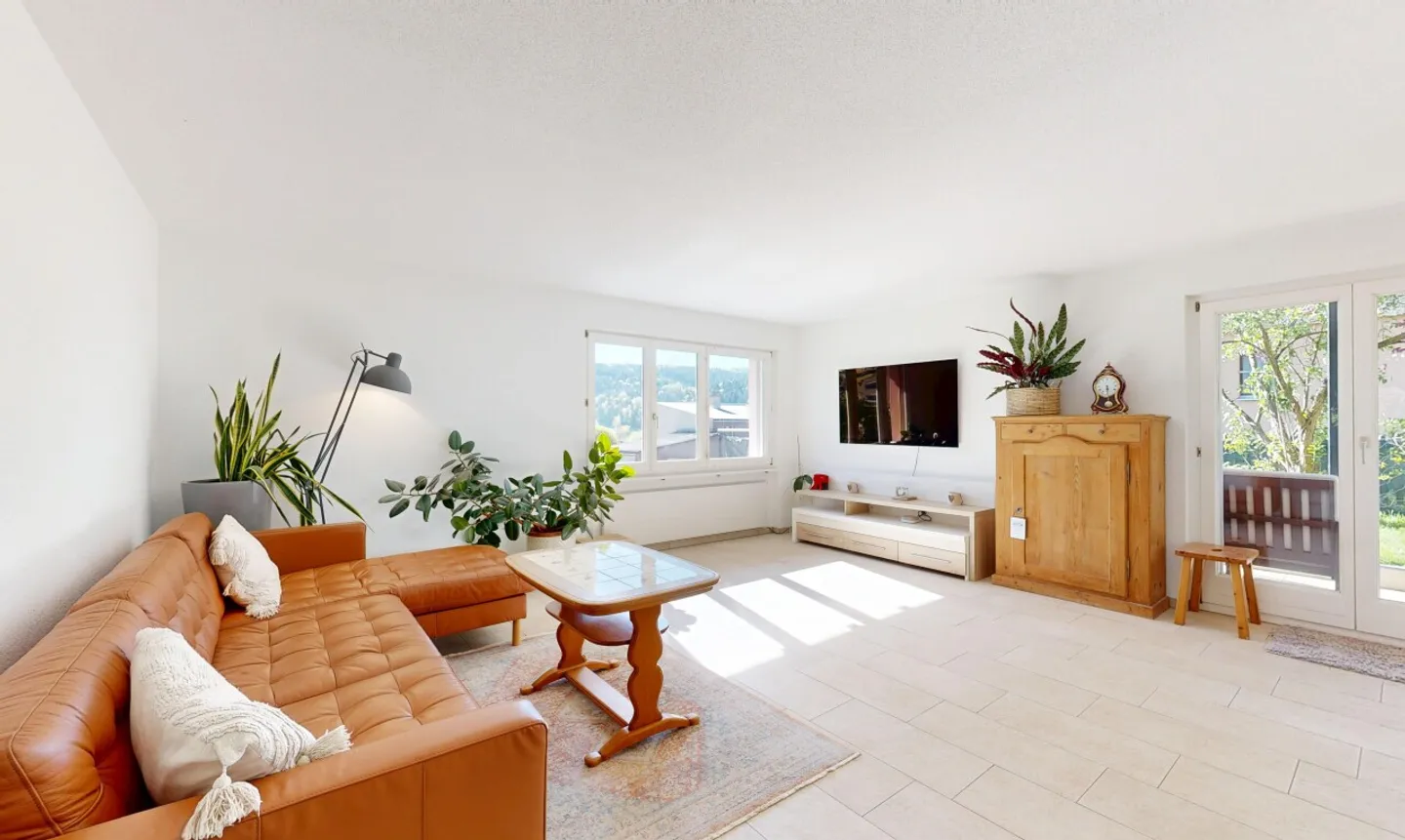 Renoviertes Einfamilienhaus in Madetswil - Foto 8 von 11