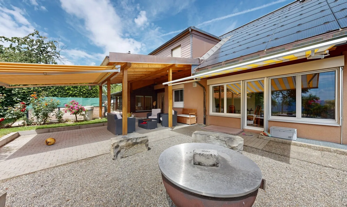 Maison de génération modernisée avec vue à Gysenstein - Photo 3 sur 11