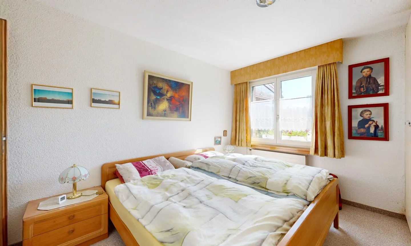 Gepflegtes 6-Zimmer-Einfamilienhaus mit Wintergarten und Solaranlage - Photo 8 sur 11
