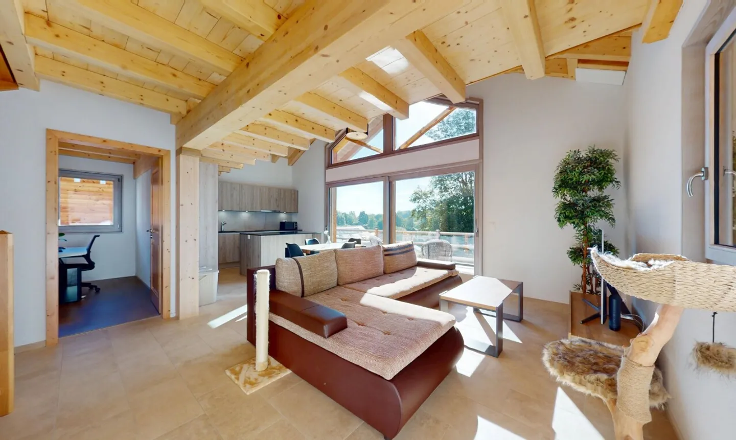 Charmant chalet familial lumineux entouré de verdure - Foto 3 di 11