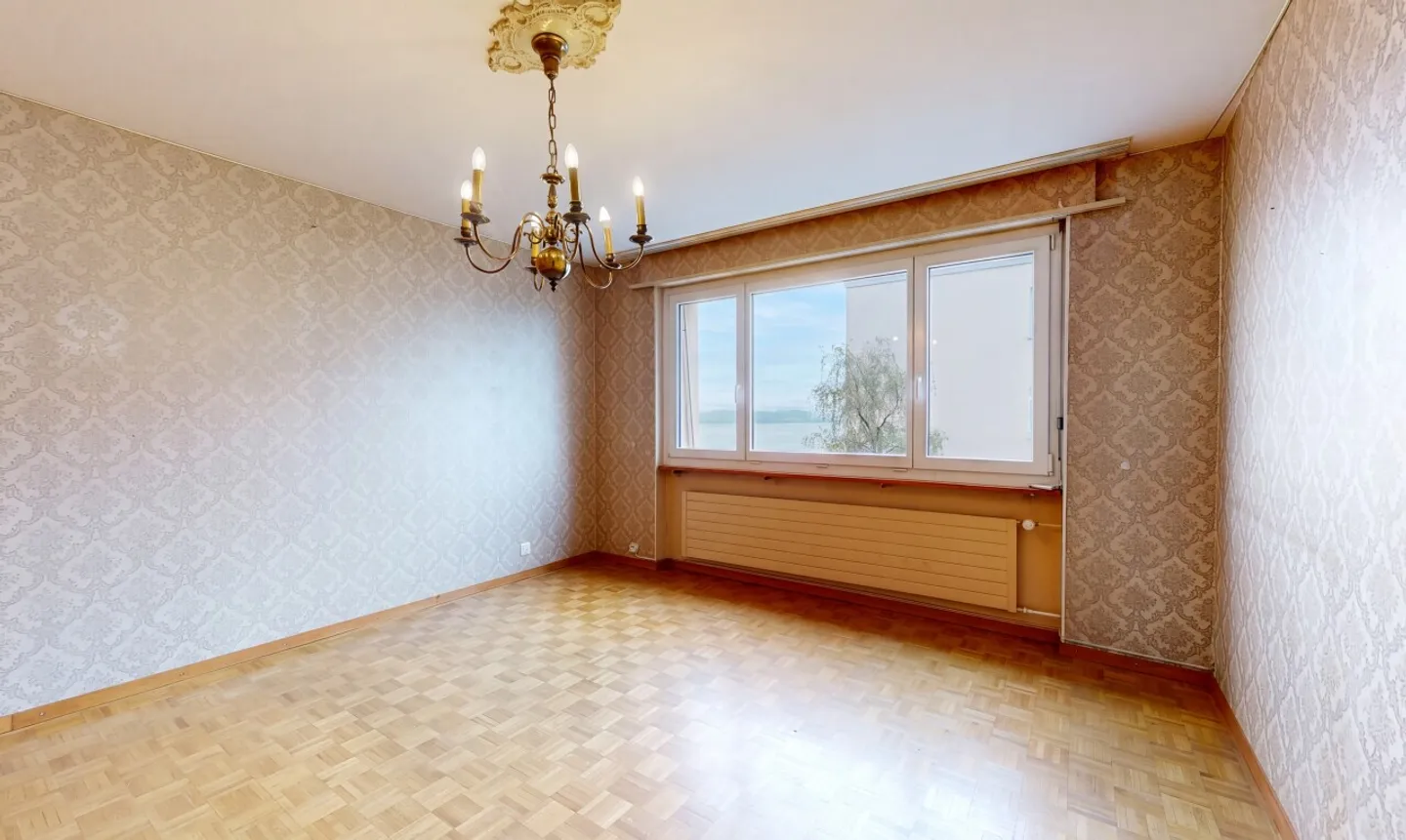 Appartement 4.5 pièces dans une PPE bien entretenue - Photo 5 of 11