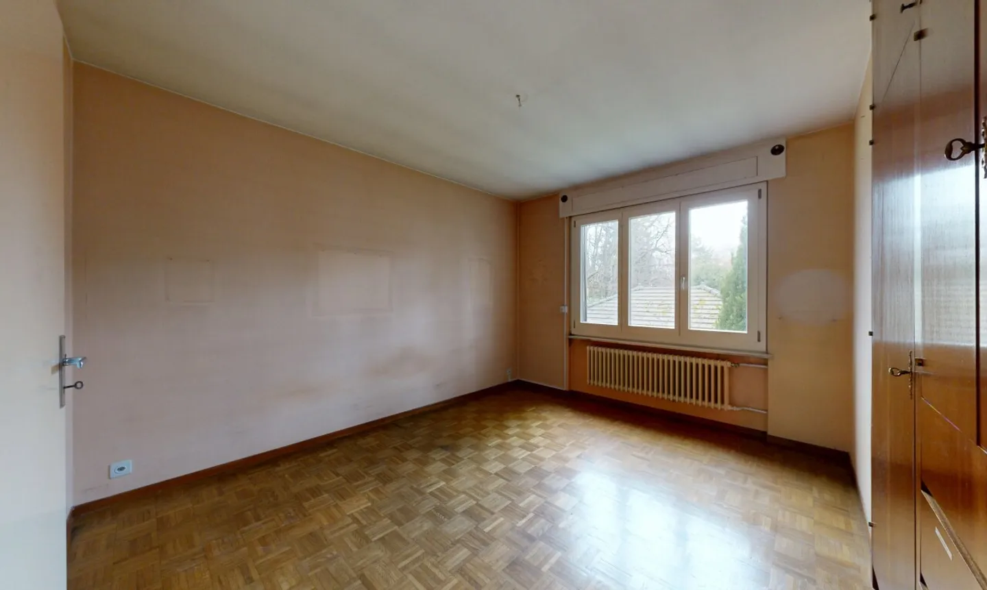 Onex, House with great potential - to renovate - quiet neighborhood - Photo 5 of 11