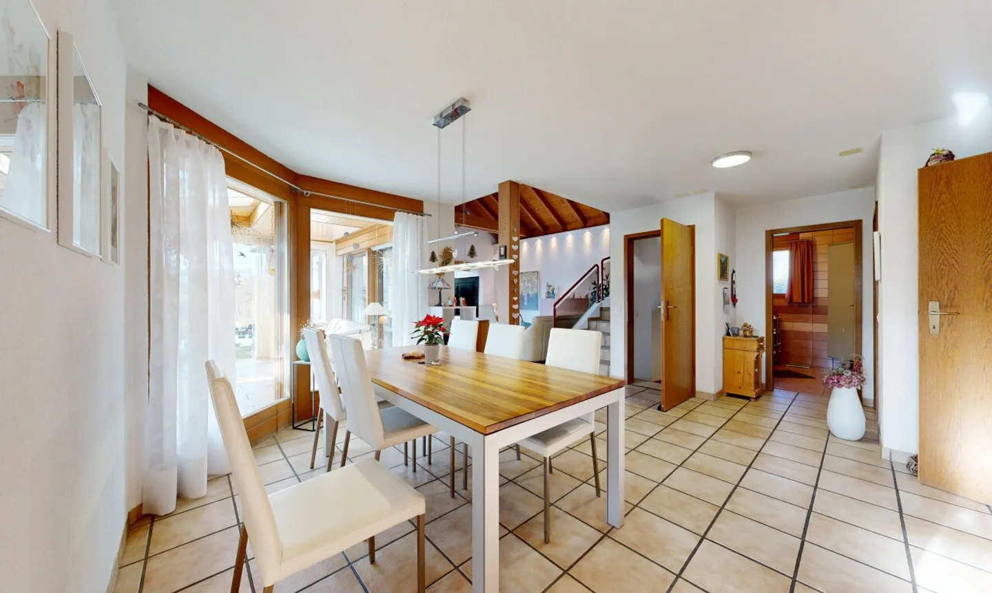 Casa indipendente con ampio giardino e vista mozzafiato - Foto 9 di 11