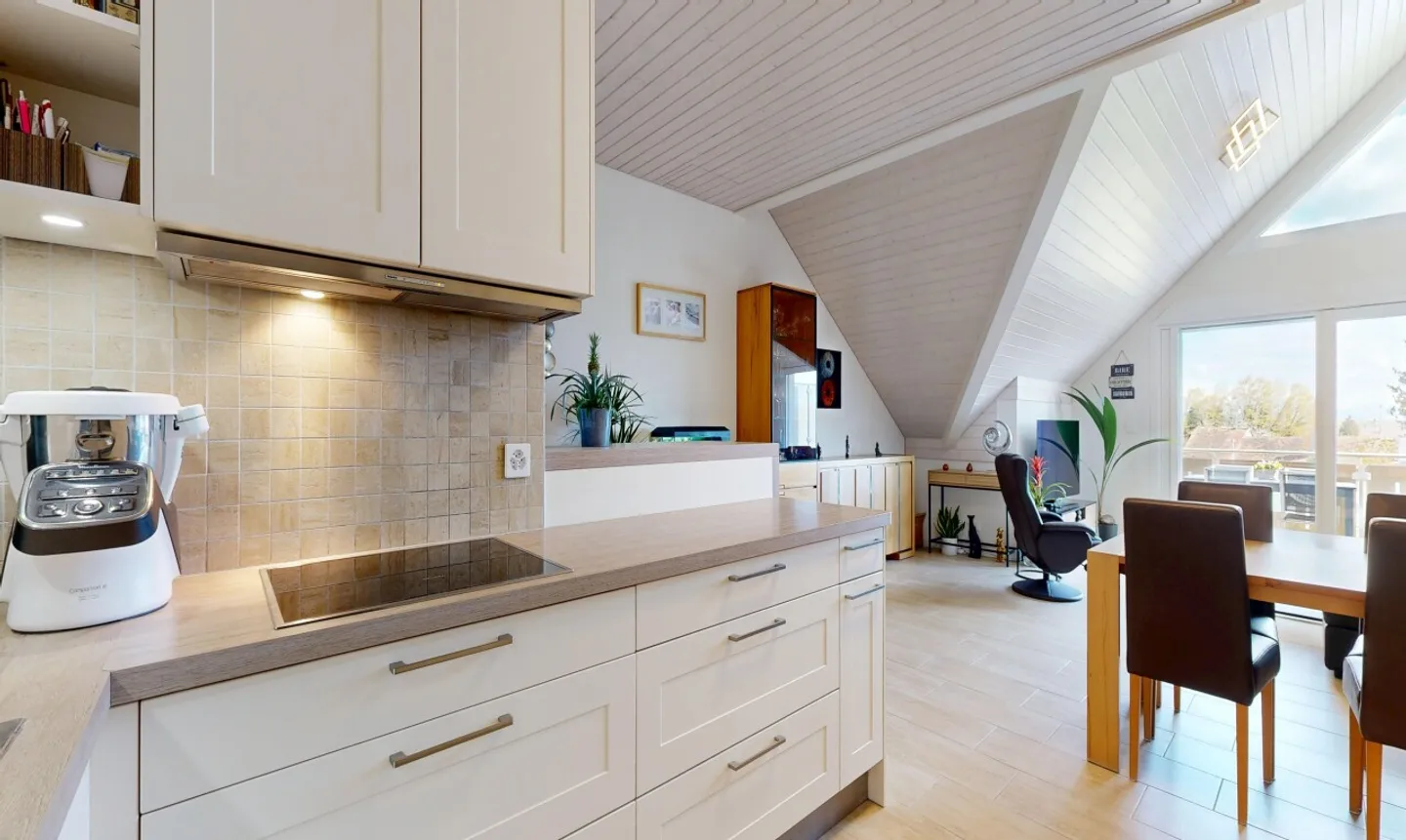 Appartement spacieux avec vue alpine - Photo 8 sur 11