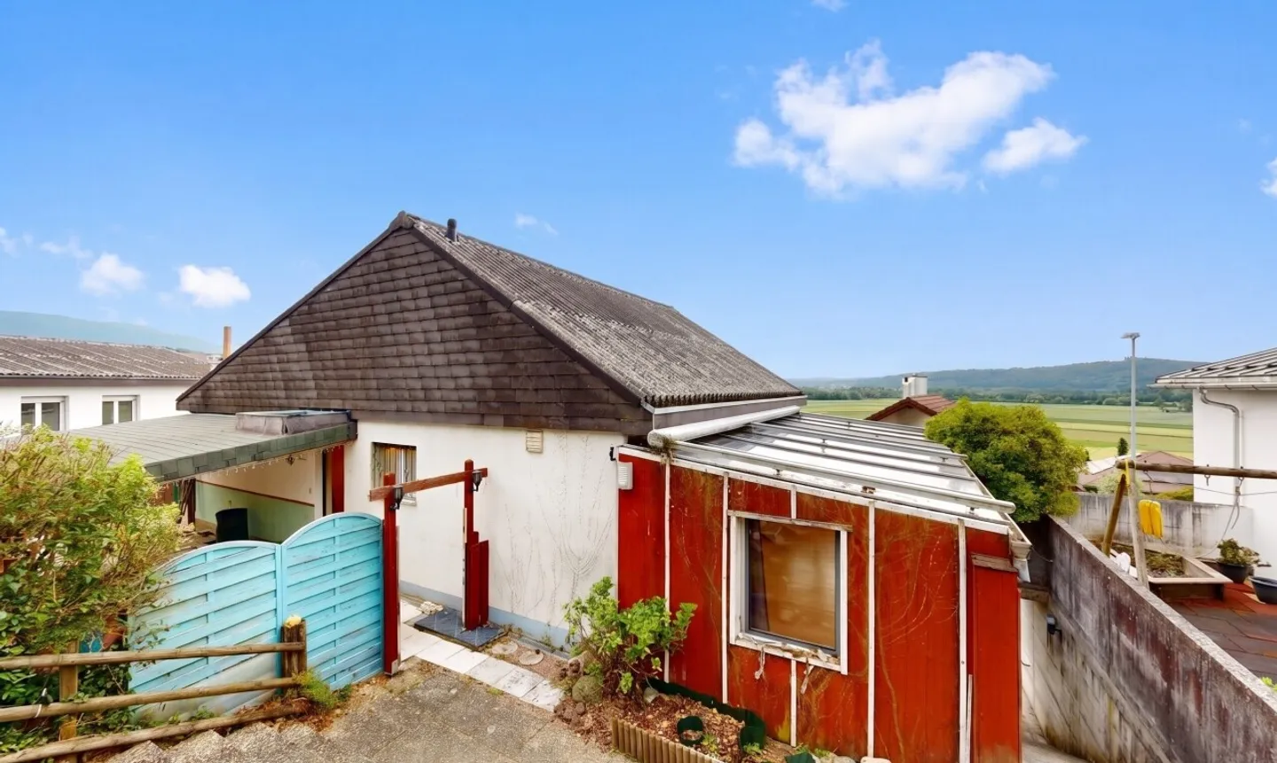 Your new home in a quiet location with beautiful views - Photo 2 of 11