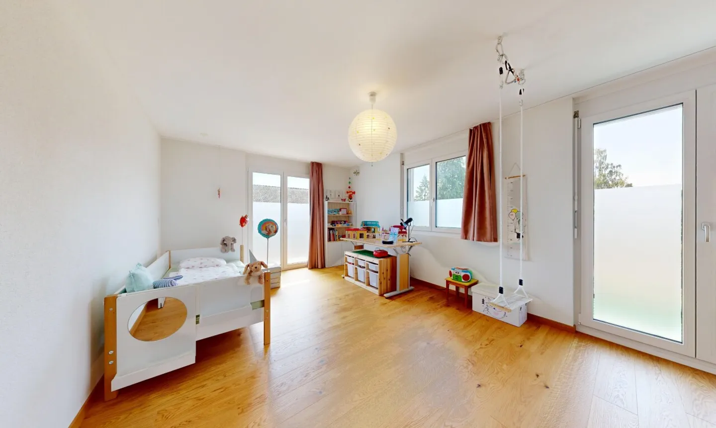 Top gepflegtes 7-Zimmer-EFH mit separatem Studio und grossem Umschwung - Photo 9 of 11