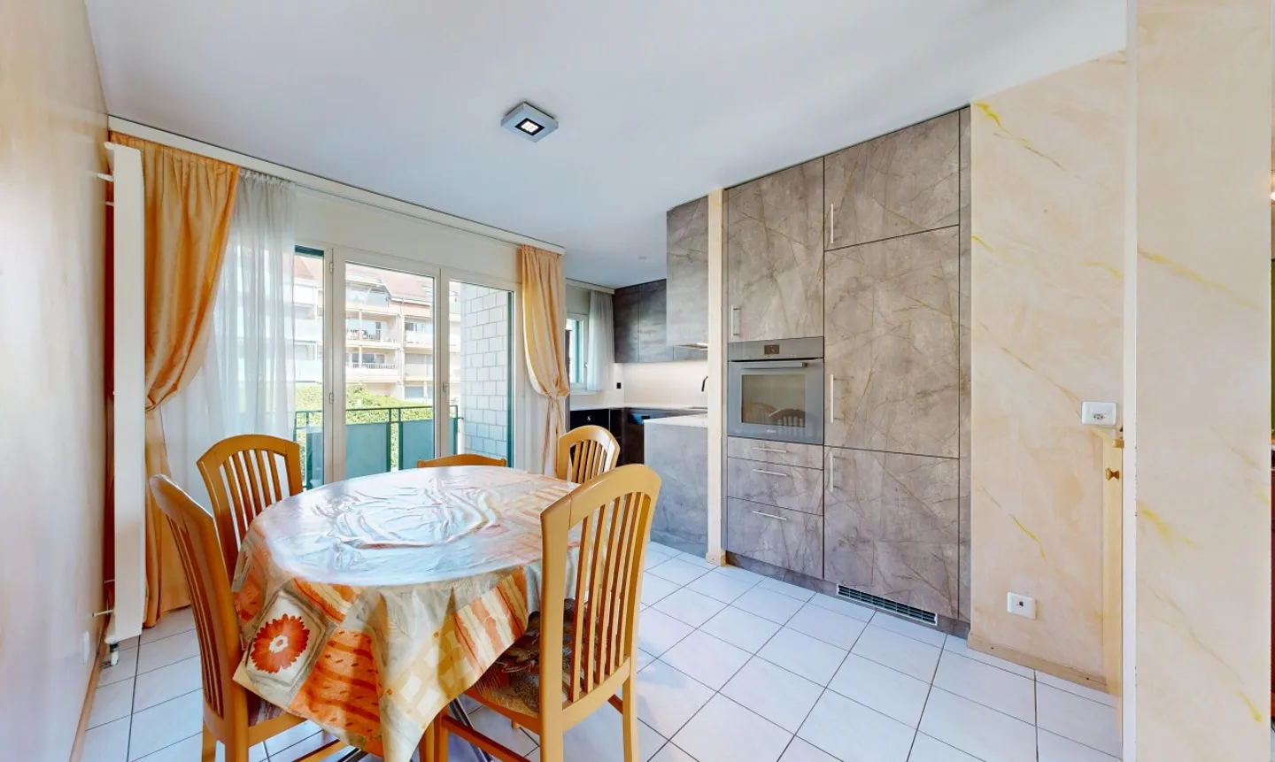 Große helle Wohnung, absolute Ruhe, zwischen See und Autobahn - Foto 5 von 11