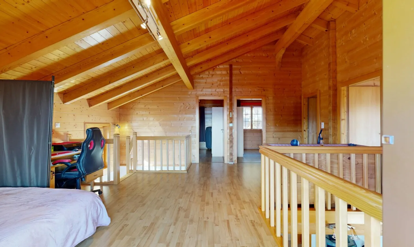 Superbe chalet avec vue dégagée à Savièse - Photo 8 sur 11