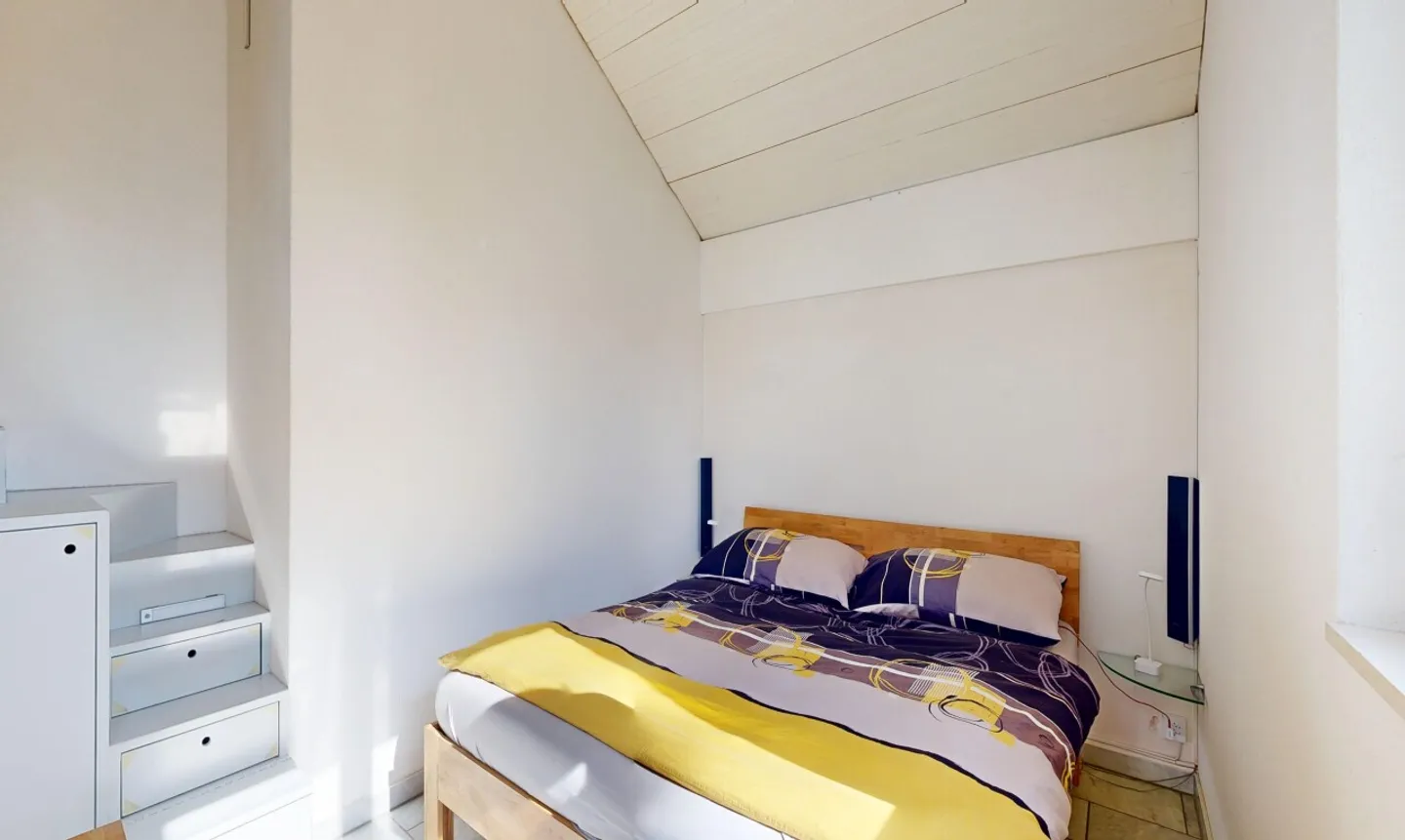 Semi-Detached House in Macolin – High Potential and Prime Location - Photo 4 of 11