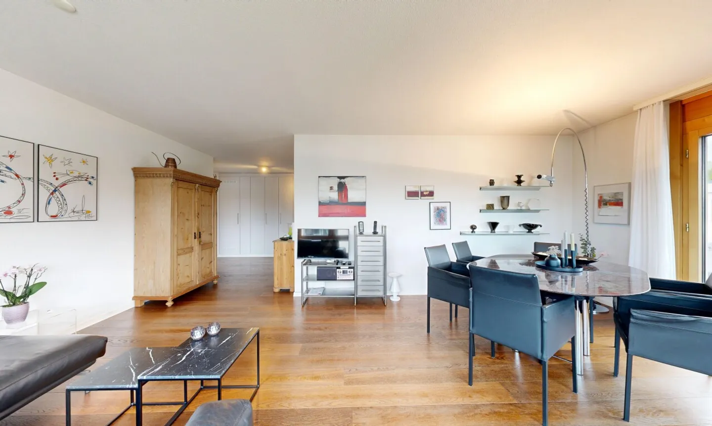 Appartamento 4.5 camere ben curato in una posizione tranquilla a Schönbühl - Foto 2 di 11