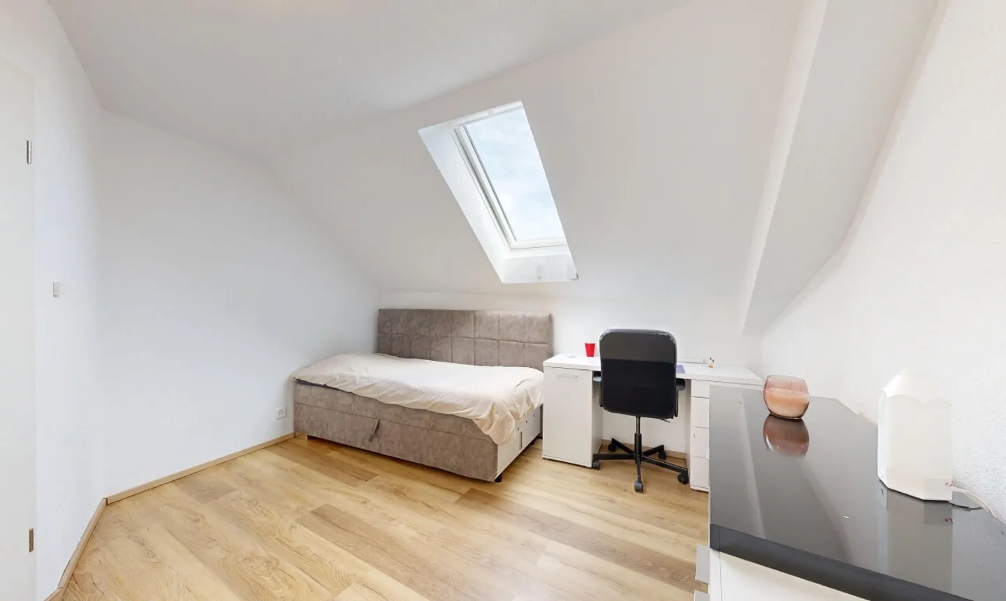 Magnifique Duplex de 5.5 pièces à Mex - Foto 9 von 11