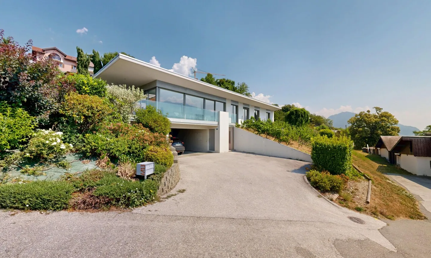 Contemporary Villa with Panoramic View - Photo 1 of 11