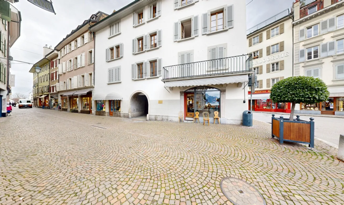 Selten in Vevey: 4,5 Charakterräume nur wenige Schritte vom Genfersee entfernt - Foto 11 von 13