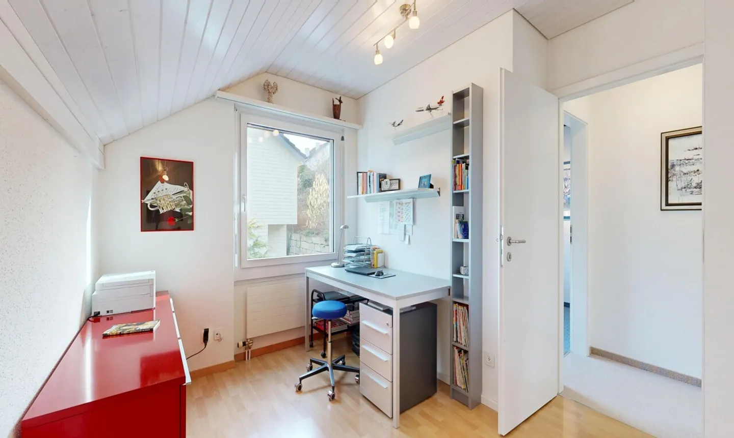 Casa unifamiliare indipendente in posizione collinare a Rudolfstetten - Foto 10 di 13