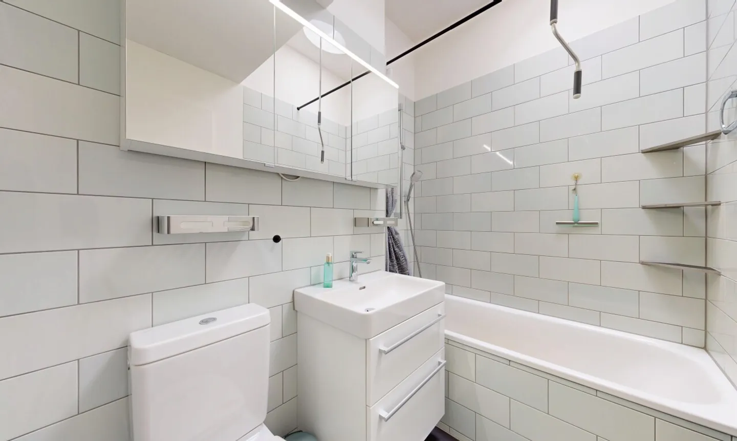 Maison de ville attrayante de 5,5 pièces avec jardin facile d'entretien - Photo 8 sur 11