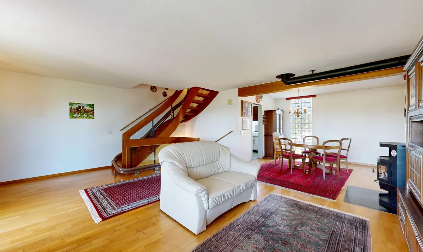 Semi-Detached House in Jegenstorf: 4.5 Rooms over 3 Floors - Photo 5 of 11