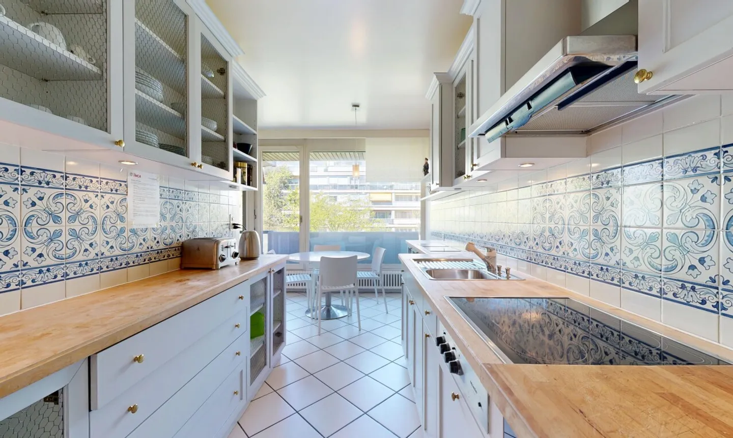 Between Florissant and Rieu - Photo 4 of 11