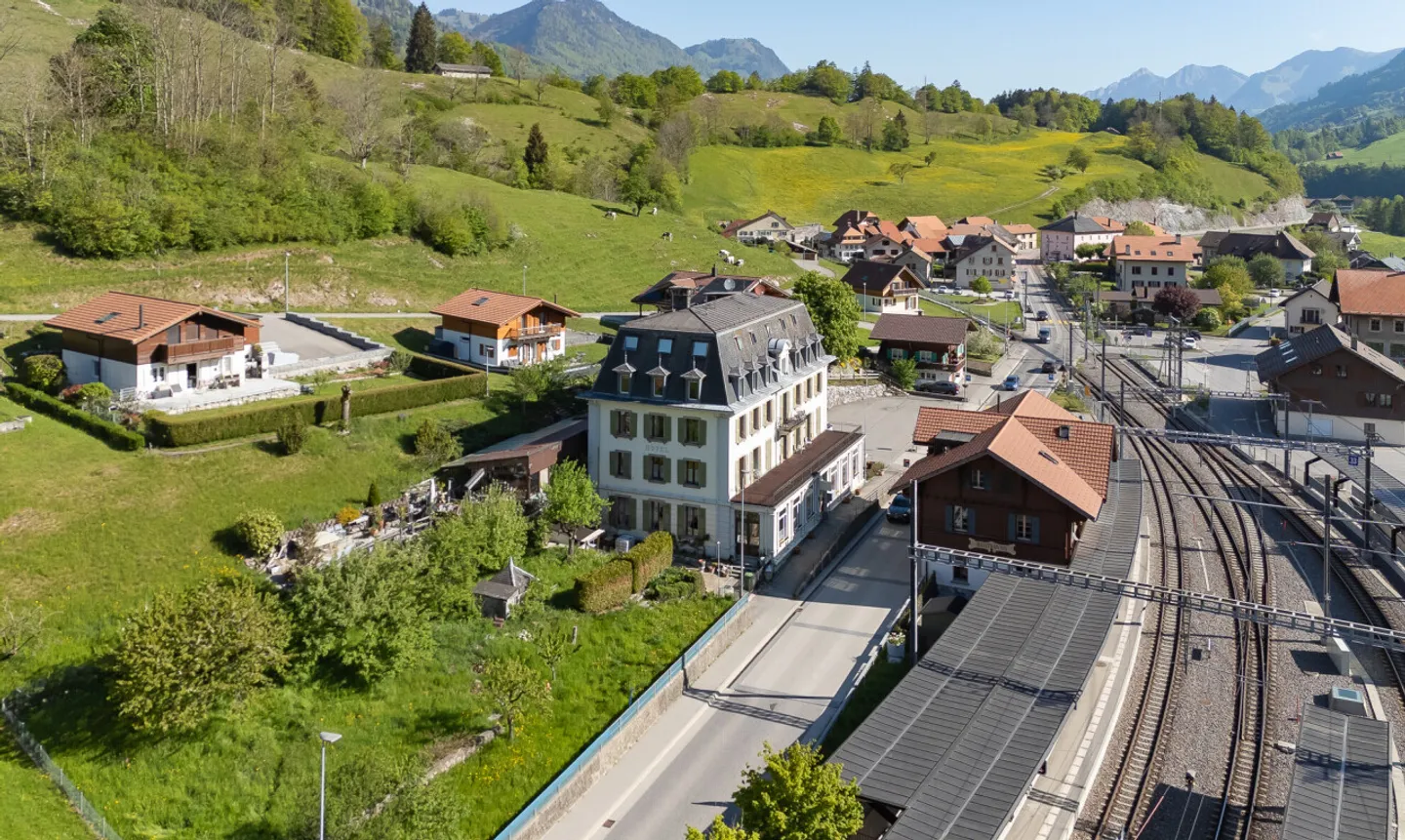 Hotel di carattere con potenziale - Foto 4 di 11