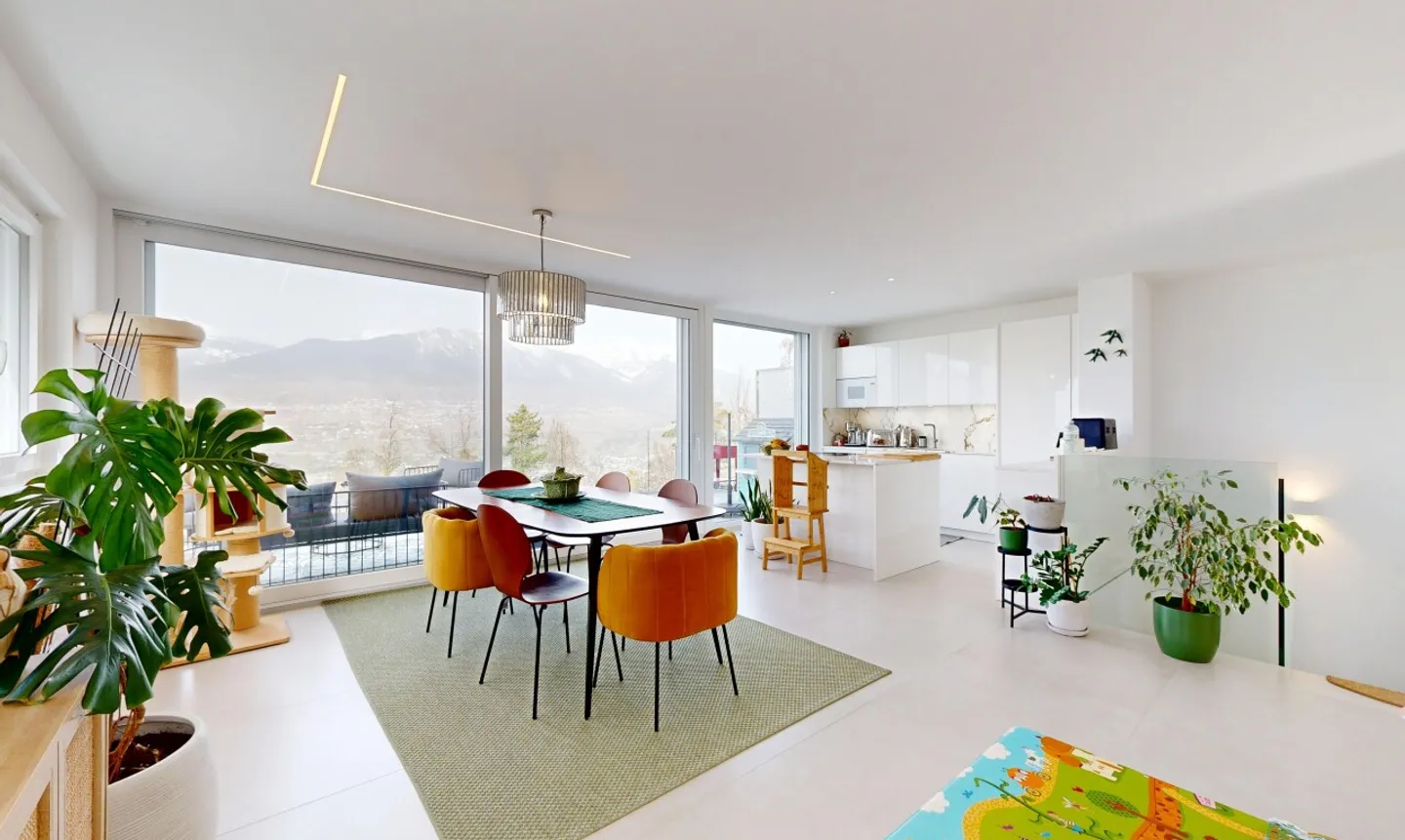 Wunderschönes Reihenhaus mit atemberaubendem Blick - Foto 2 von 11