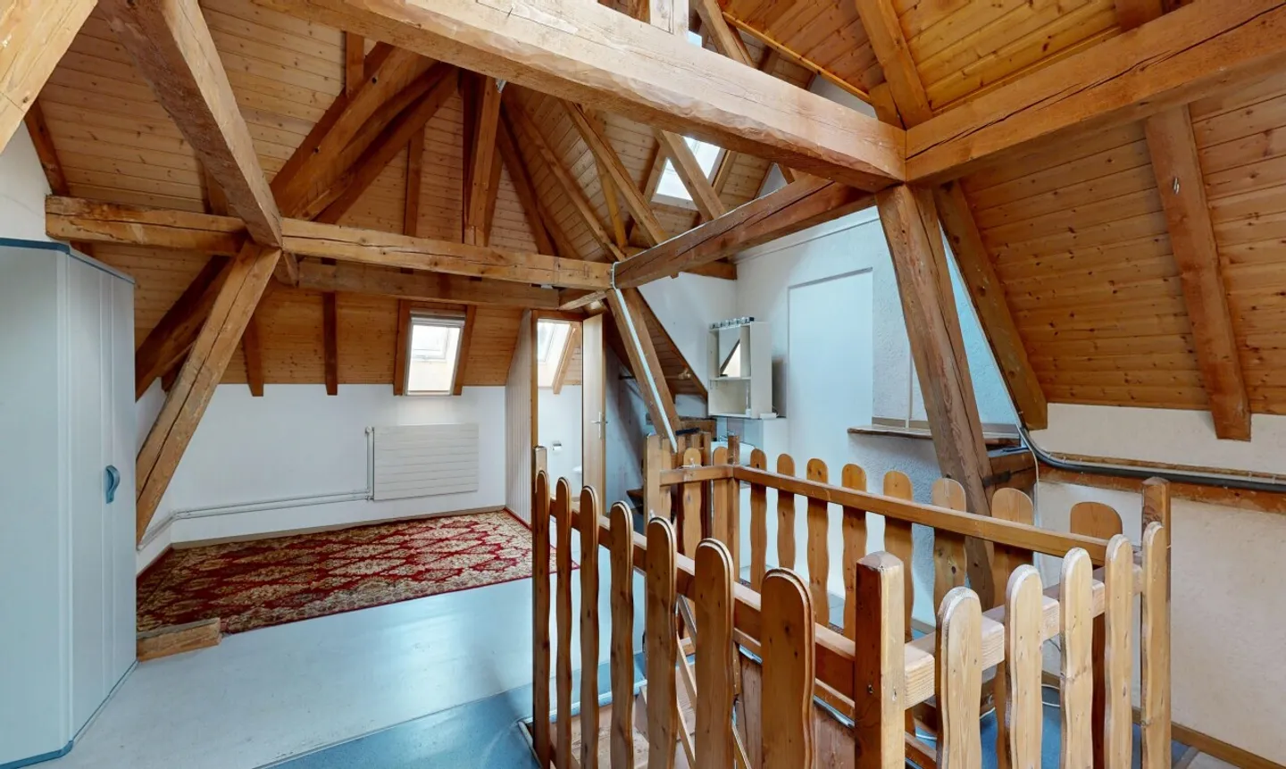 Geräumiges Familienhaus mit Mietpotential - Foto 10 von 11