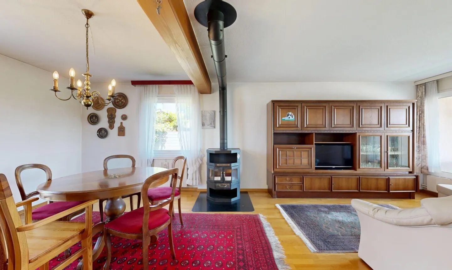 Semi-Detached House in Jegenstorf: 4.5 Rooms over 3 Floors - Photo 4 of 11