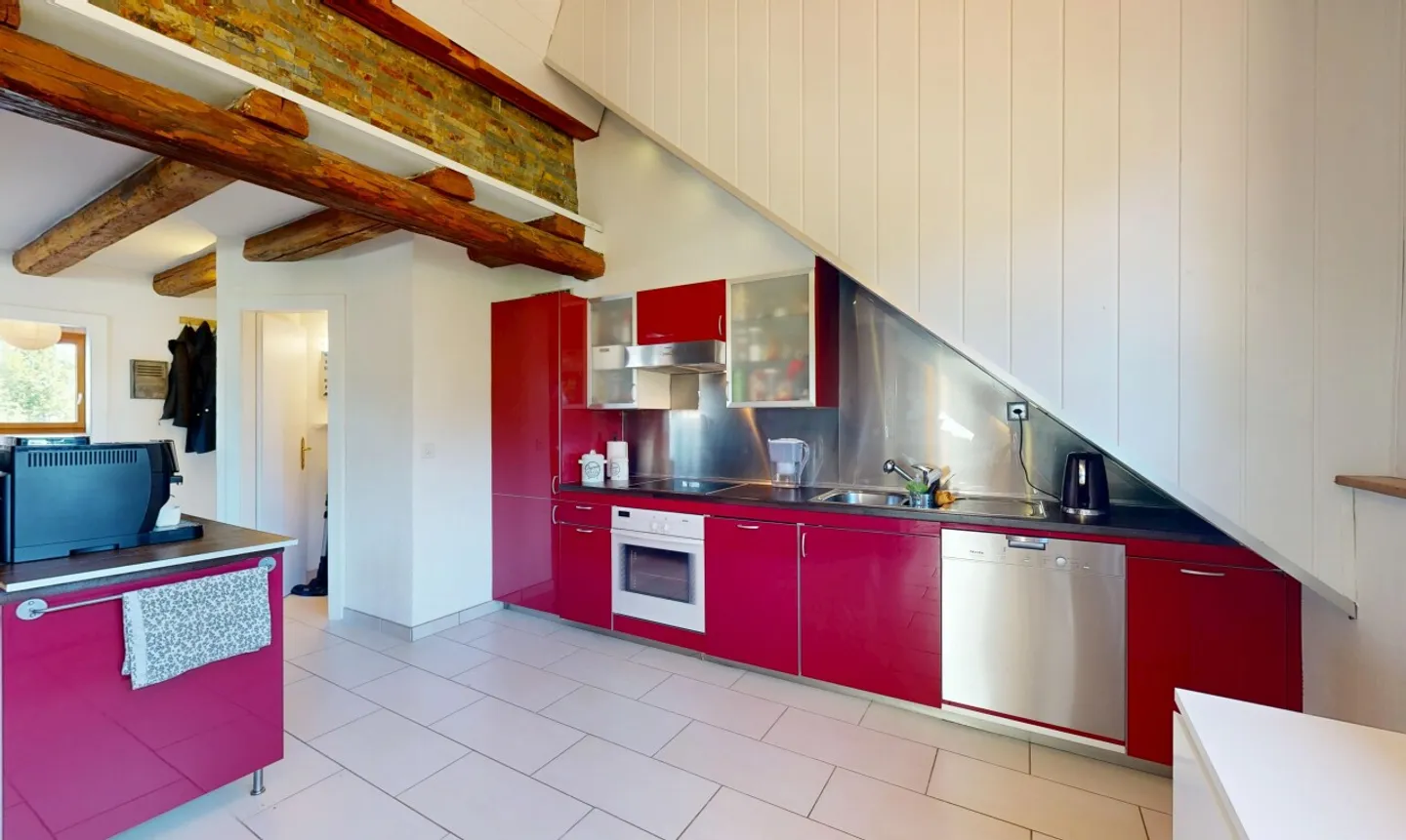 Bright and well-arranged 3.5-room duplex - Photo 4 of 13
