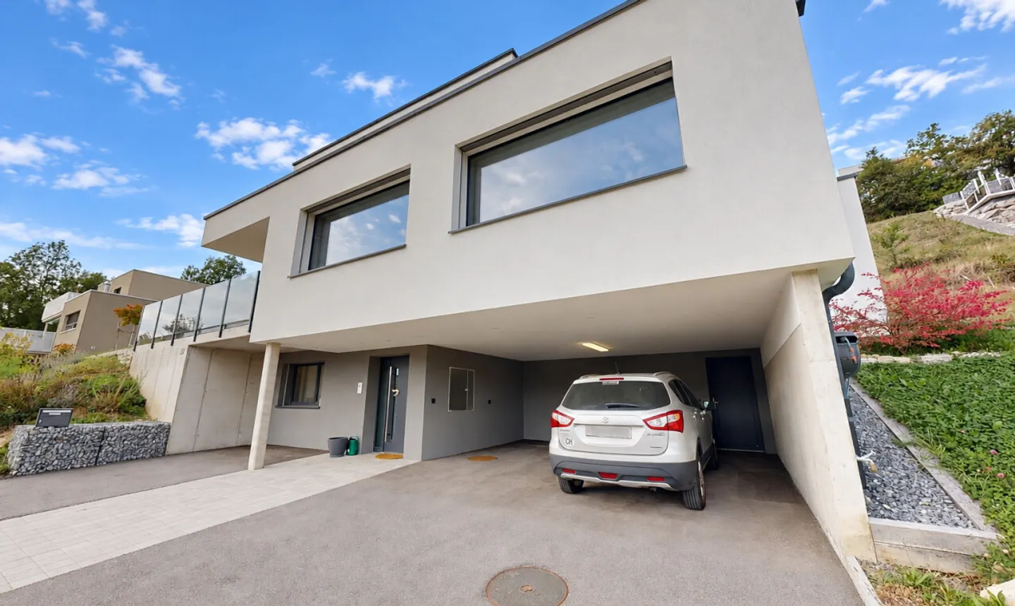 Magnificent contemporary house in Ayent – Elegance and light - Photo 1 of 11