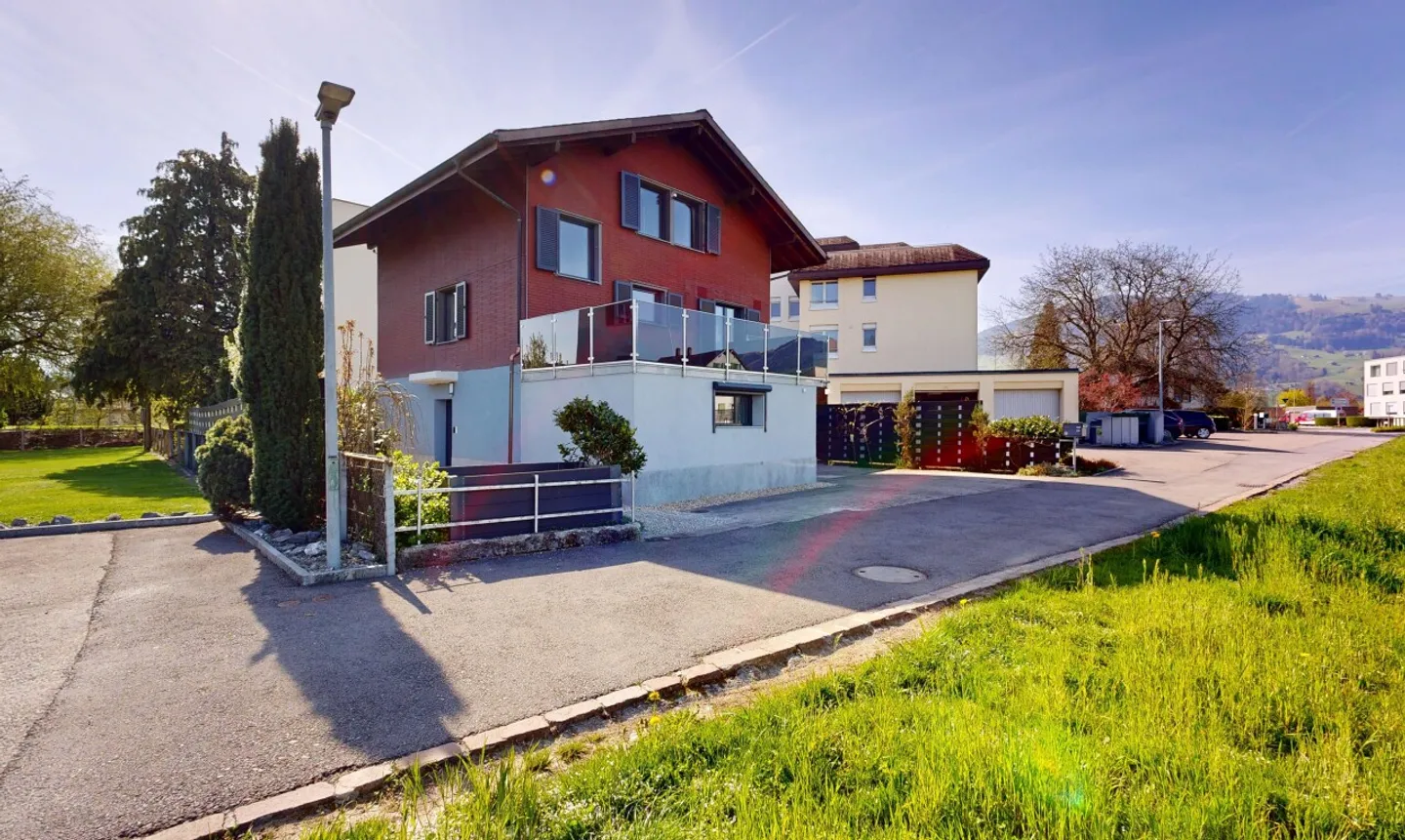 Modernes Einfamilienhaus mit Sauna - Foto 1 von 11