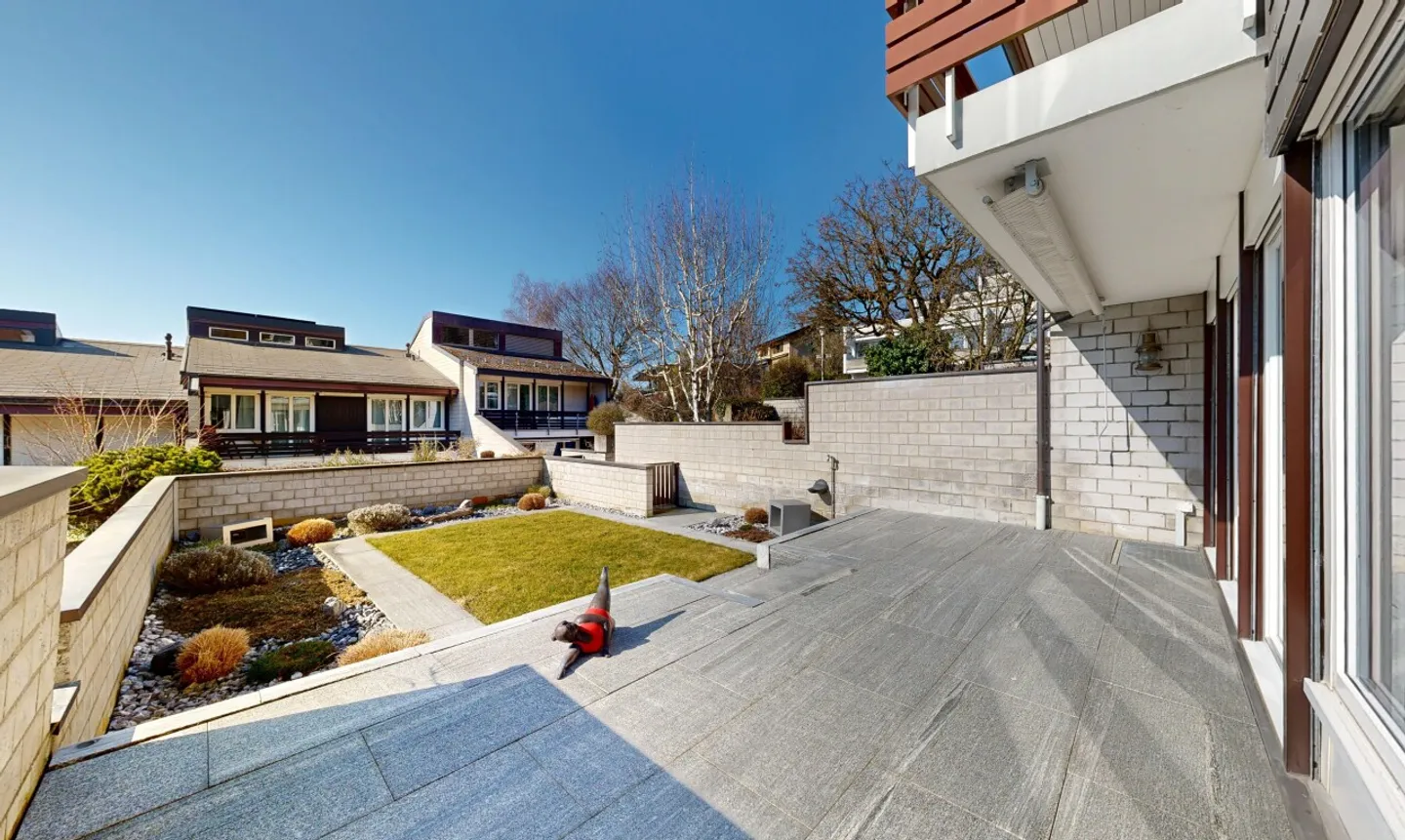 Bonheur de Vie Ensoleillé : Maison de Ville de 5,5 Pièces avec Jardin de Rêve - Photo 1 sur 11