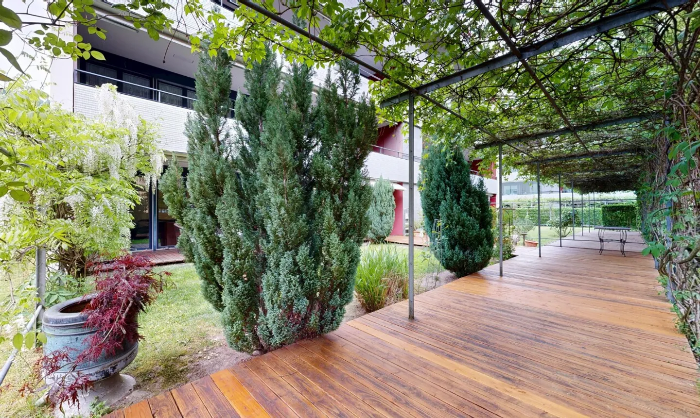 Geräumige Gartenwohnung in Kriens - Foto 2 von 11