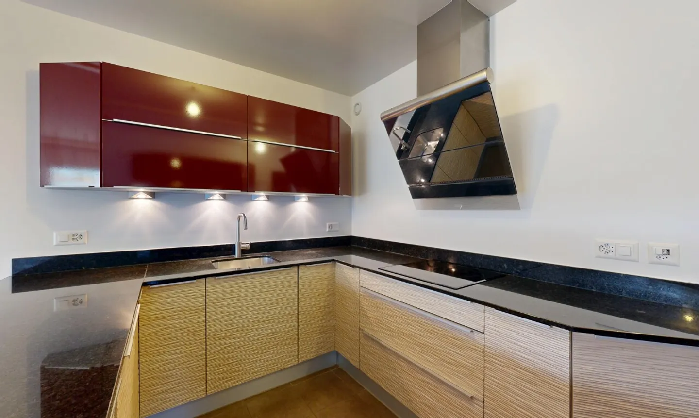 Appartamento al piano giardino 4 locali, 81 m², Casatax, nel cuore di un quartiere tranquillo - Foto 5 di 11