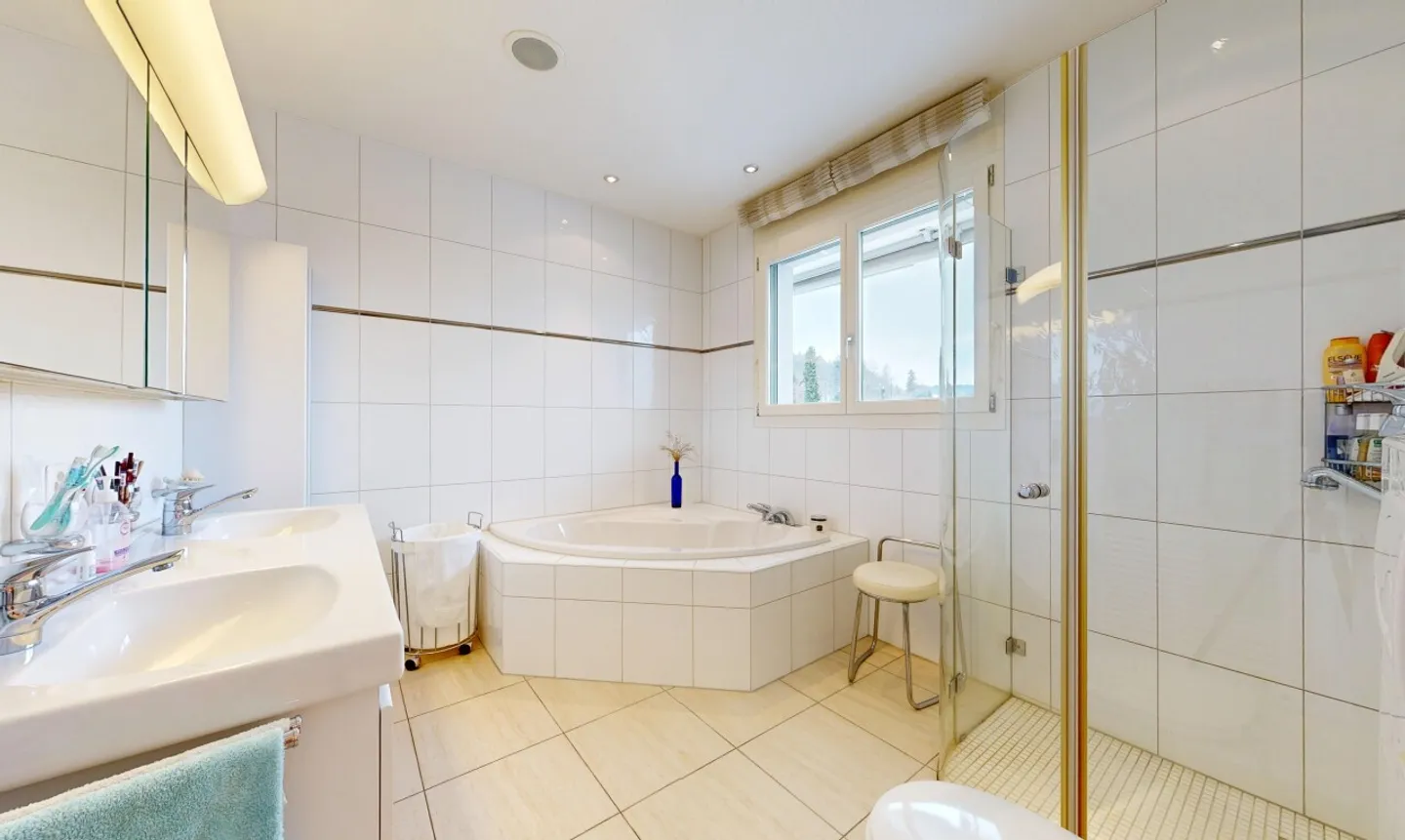 Sonniges Attika-Juwel mit Liftzugang - Foto 5 von 13