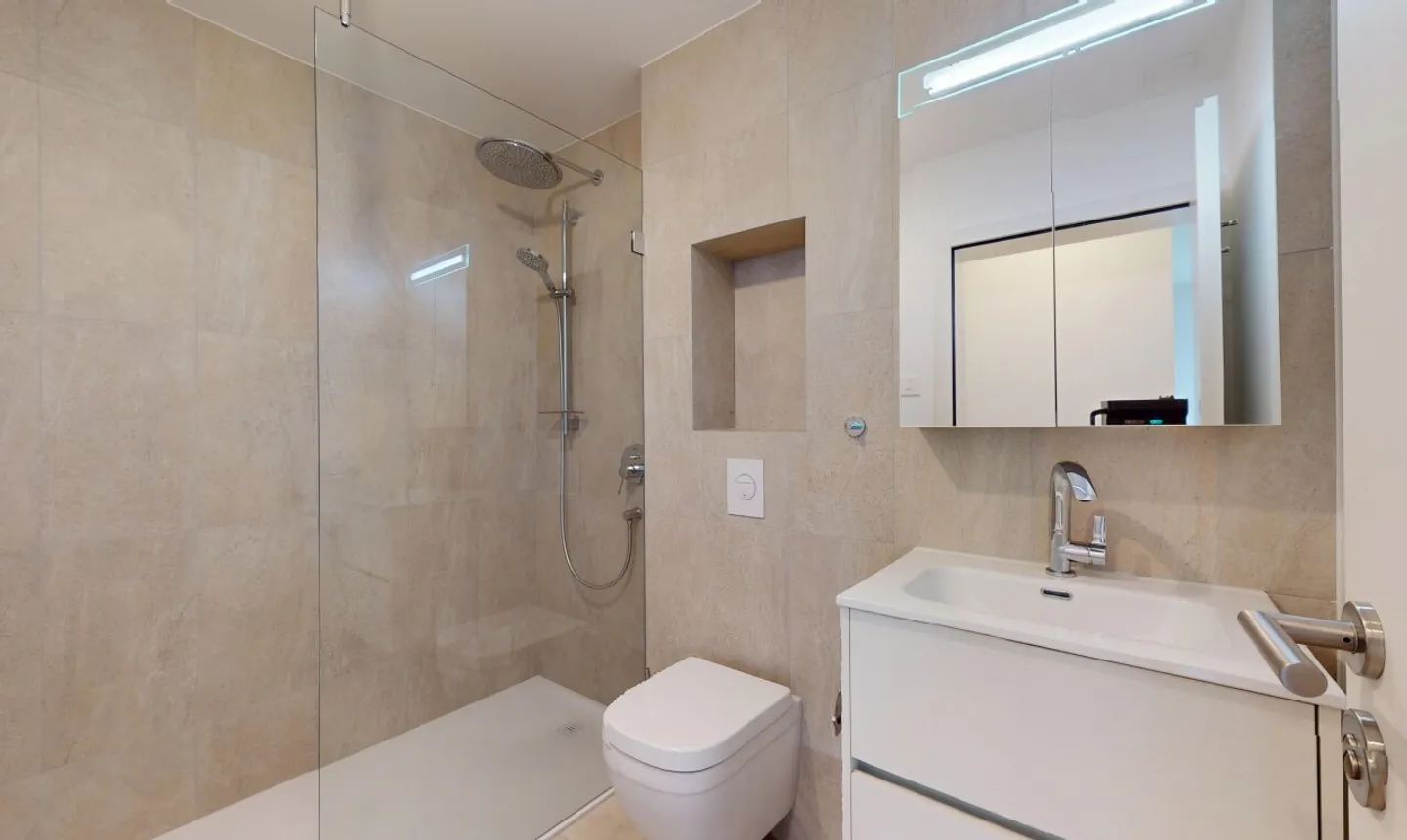 Appartement Élégant avec Jardin Privé - Photo 10 sur 11