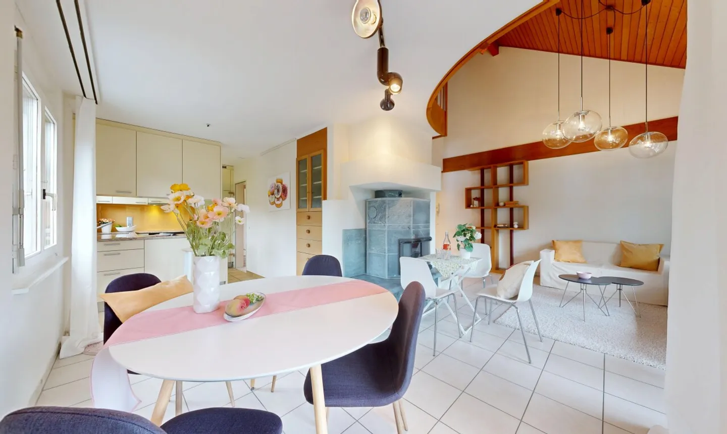 Charmante Duplex mit Galerie - Foto 2 von 11