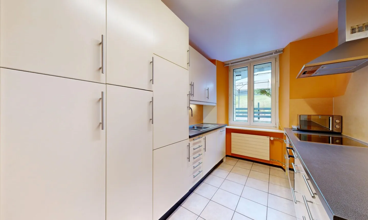 Grande maison villageoise avec vue - Photo 5 sur 11