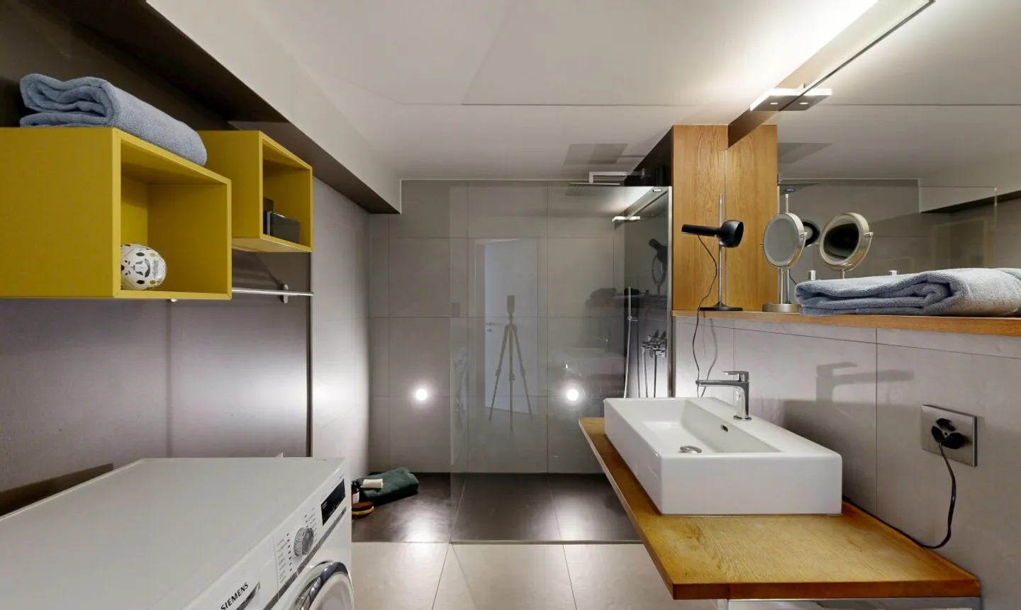 Duplex contemporain avec vue lac - Photo 9 sur 13