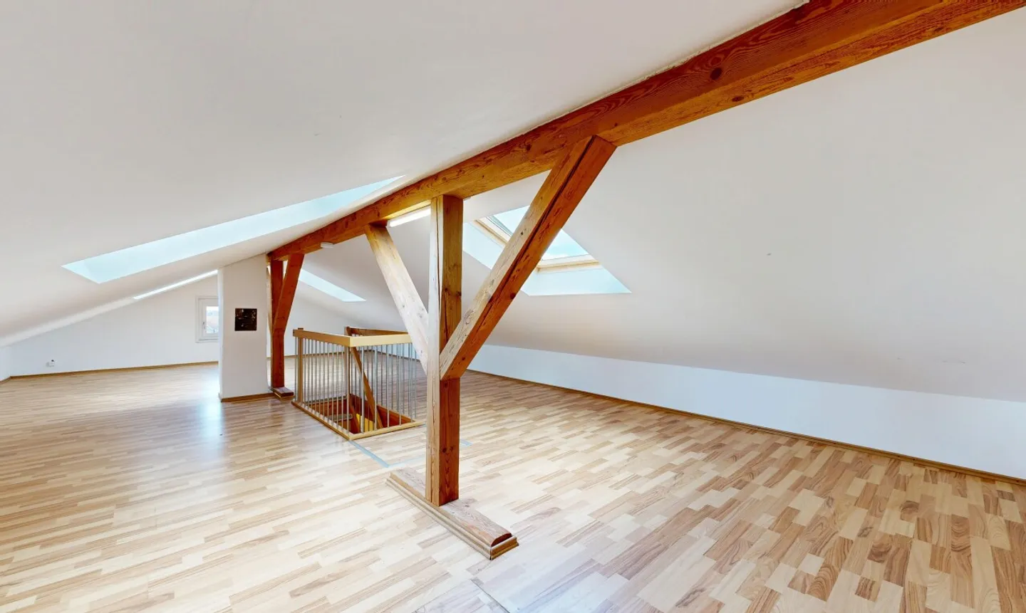 Maison individuelle avec appartement séparé dans un emplacement calme mais central - Photo 10 sur 11