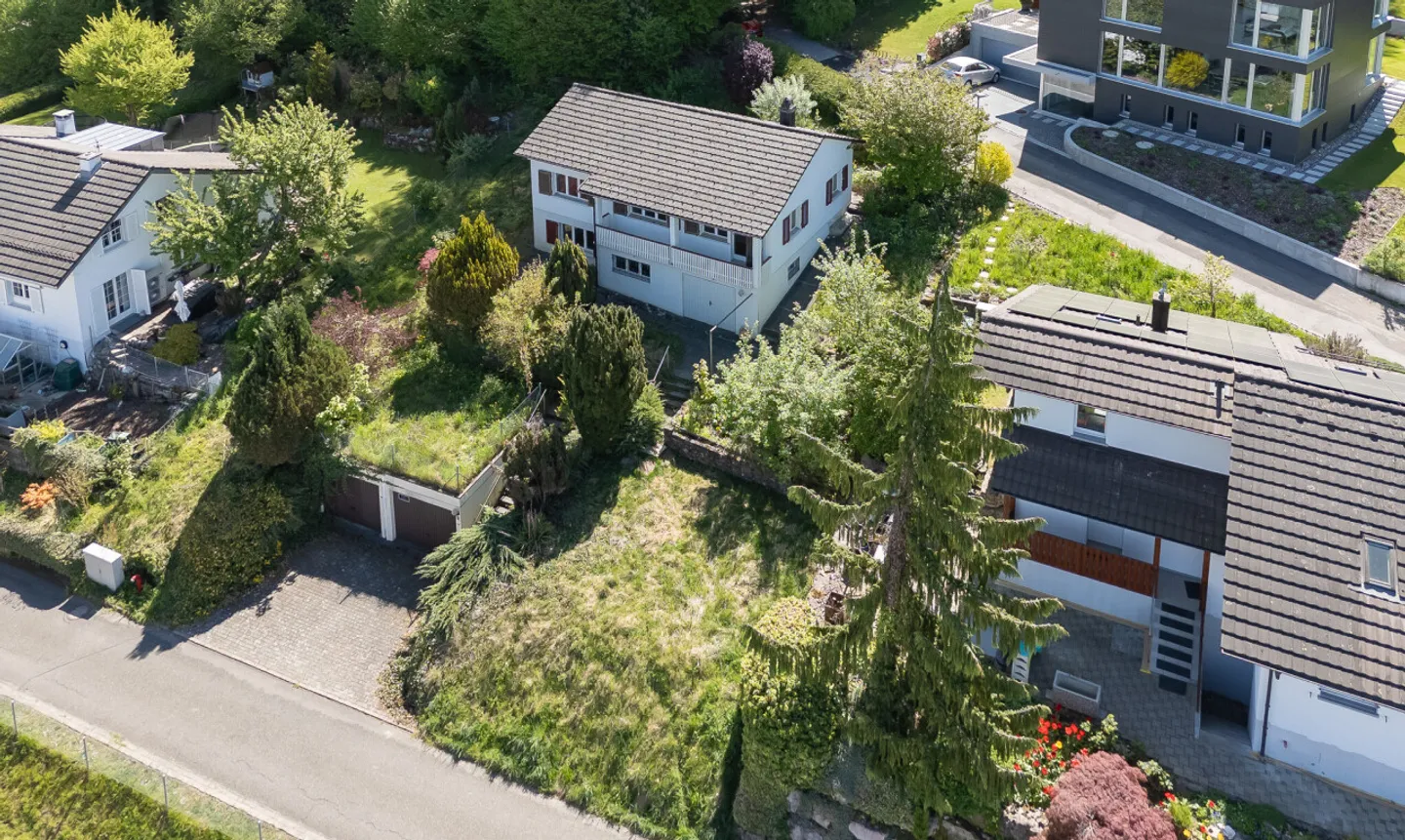 Maison de 5 pièces avec charme et grand jardin - avec potentiel de construction neuve - Photo 1 sur 11